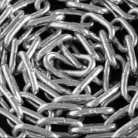 Image of circular metal chain as representation for link-building